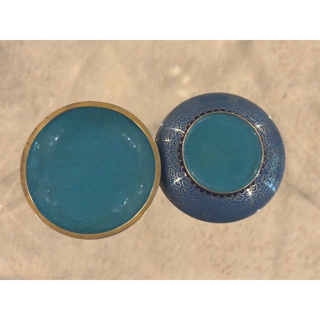 Blue Vintage Cloisonné Round Trinket Box / Round Jewelry Box For Sale - Image 8 of 14