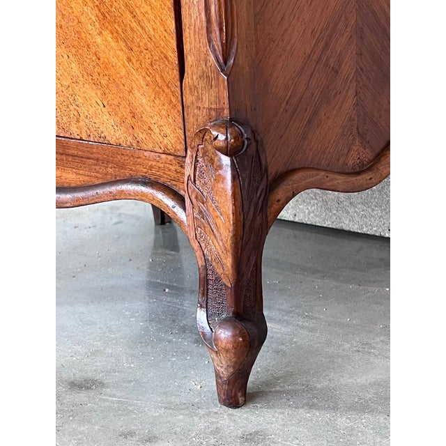 Wood 1900s, Art Nouveau Pair of Walnut Nightstands With Crest and Marble Top For Sale - Image 7 of 9