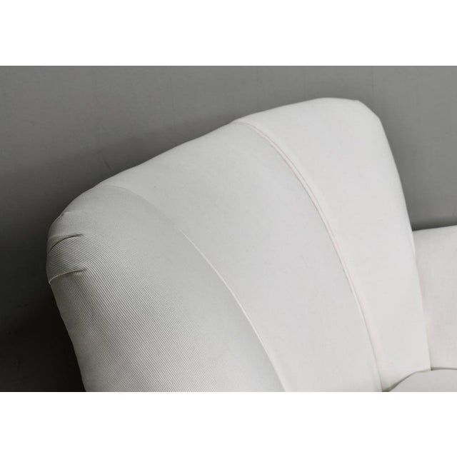 Set of Italian Armchair and Ottoman in White Fabric, Italy, 1940s For Sale - Image 13 of 17