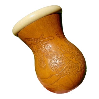 Excellent ChiAntique Chinese Molded Gourd Cricket Cage With Landscape Scene, 18th/19th Century For Sale