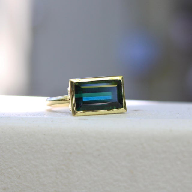18k Gold Bezel Set Indicolite Tourmaline Ring, Size 7 For Sale - Image 11 of 12