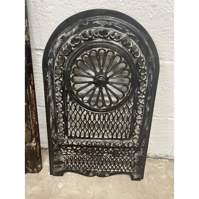 Art Nouveau Late 18th Century 21" W X 26.5"h Decorative Burnished Finish Cast Iron Fireplace Surround and Insert For Sale - Image 3 of 8
