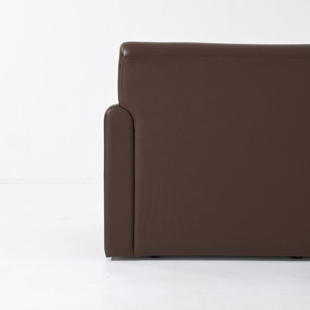 Farnese Sofa by Luigi Caccia Domination for Dino Gavina, 1990s For Sale - Image 12 of 18