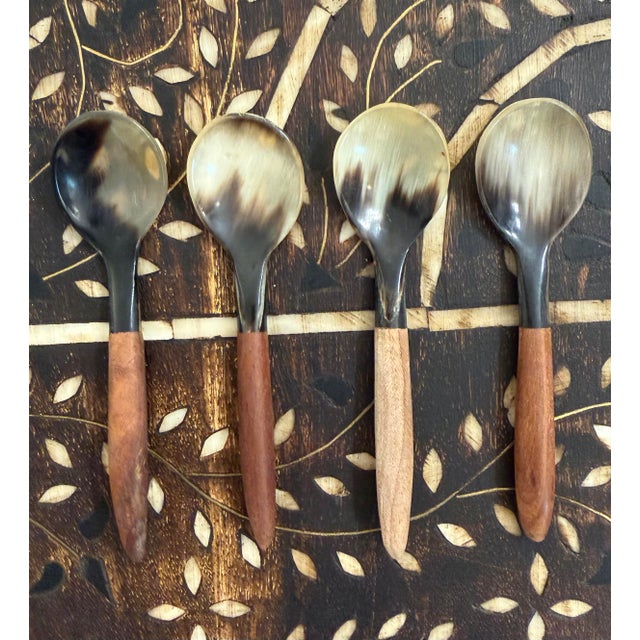 Hand Carved Teak Handle Horn Spoons Set of 4 For Sale - Image 10 of 11
