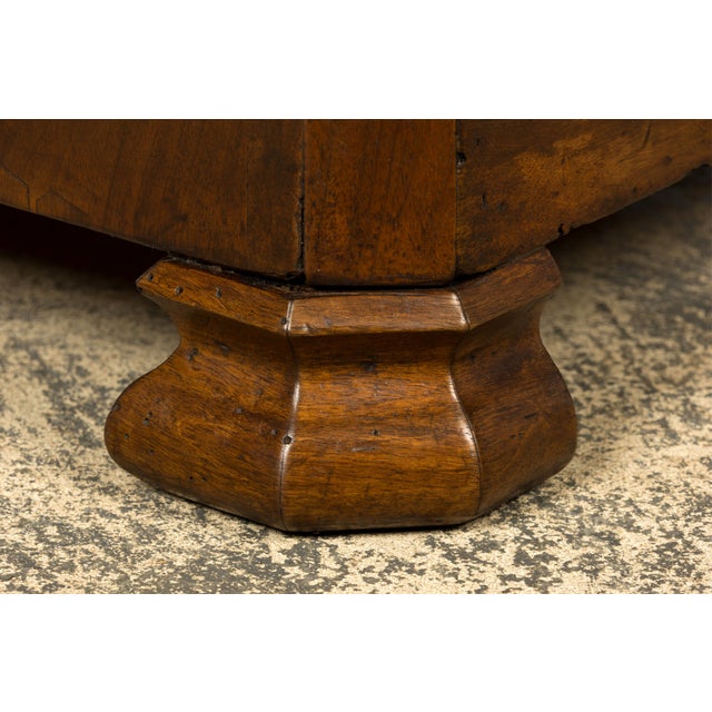 Mid-19th Century French Louis Philippe Walnut Commode With Carrara Marble Top For Sale - Image 11 of 18