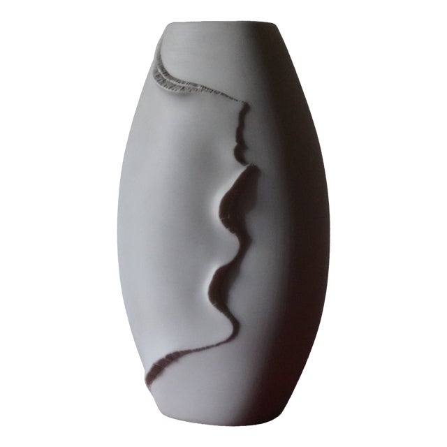 Vintage German Vase in Biscuit Porcelain from AK Kaiser, 1960s. For Sale