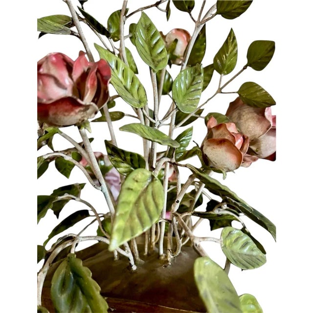 Vintage Large Italian Tole Potted Rose Bouquet Flower / Floral Arrangement Sculpture in Gilt Pot For Sale - Image 9 of 10