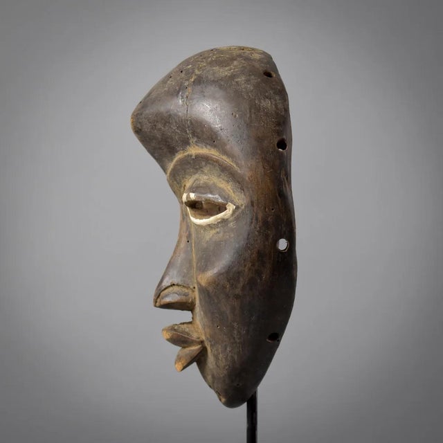 Brown Early 20th Century Dan Dean Gle Mask For Sale - Image 8 of 10