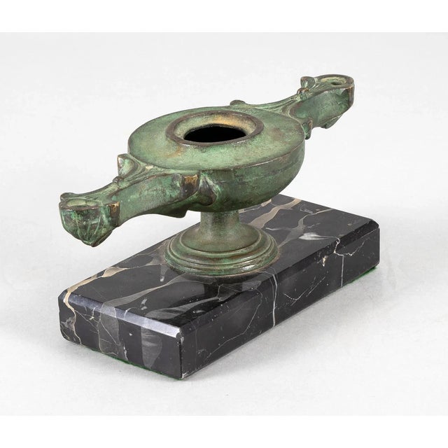 Mid 19th Century Italian Grand Tour Bronze Oil Lamp For Sale - Image 4 of 7