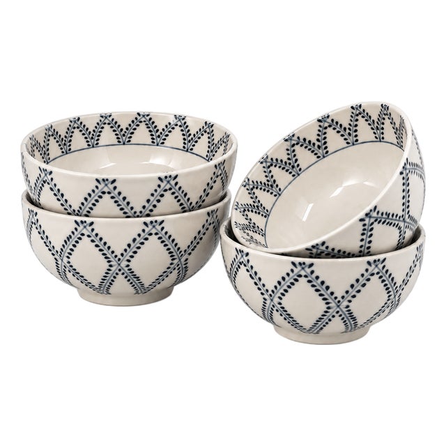 Asian Modern Bat Trang Vietnamese Soup Bowls With Hand Painted Blue Botanical Motif - Set of 4 For Sale