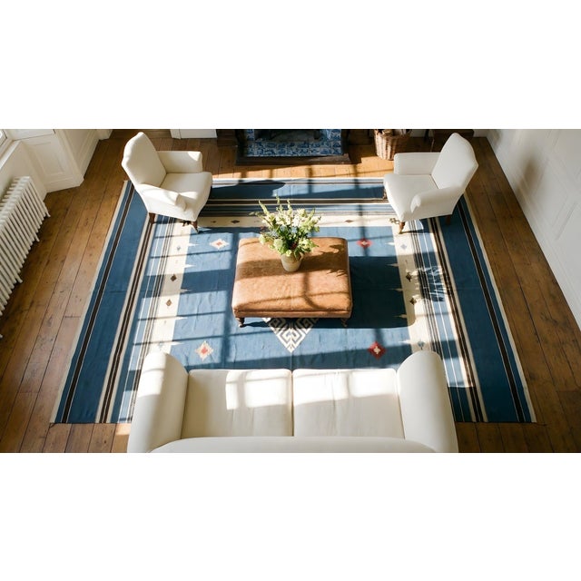 1940s Gray Tribal Medallion Antique Mexican Chimayo Flat Weave 4'8" X 6'8" Flatweave Wool Carpet For Sale In New York - Image 6 of 8