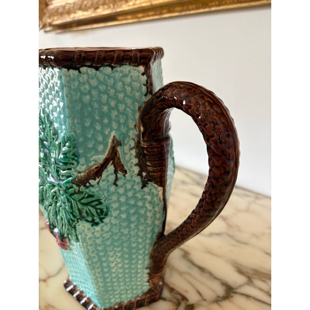 Late 19th Century 1880 English Majolica Hexagonal Pitcher For Sale - Image 5 of 12