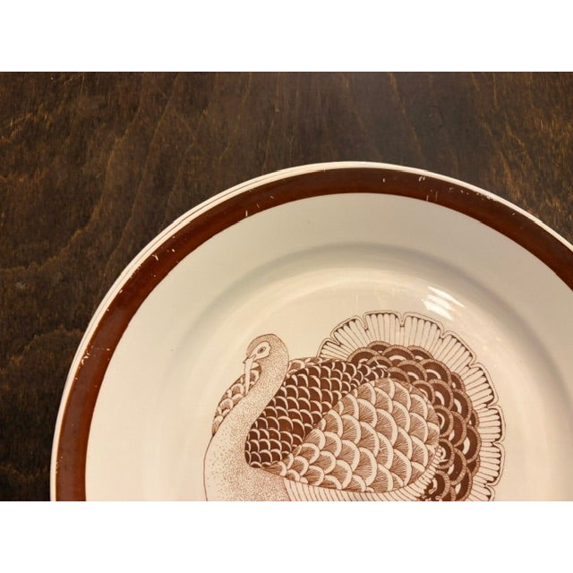 Set of 8 Mid Century Modern Thanksgiving "Turkey Design" Plates Made in Finland by Arabia Signed For Sale - Image 11 of 12
