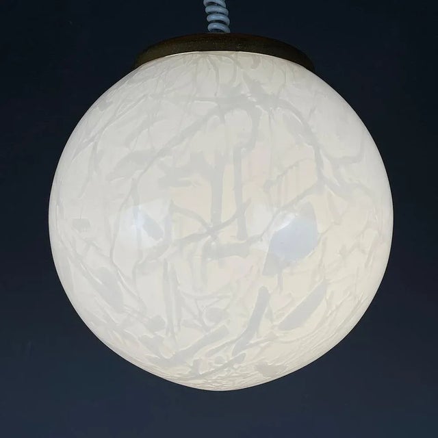 Classic White Murano Pendant Lamp, Italy, 1970s For Sale - Image 9 of 11