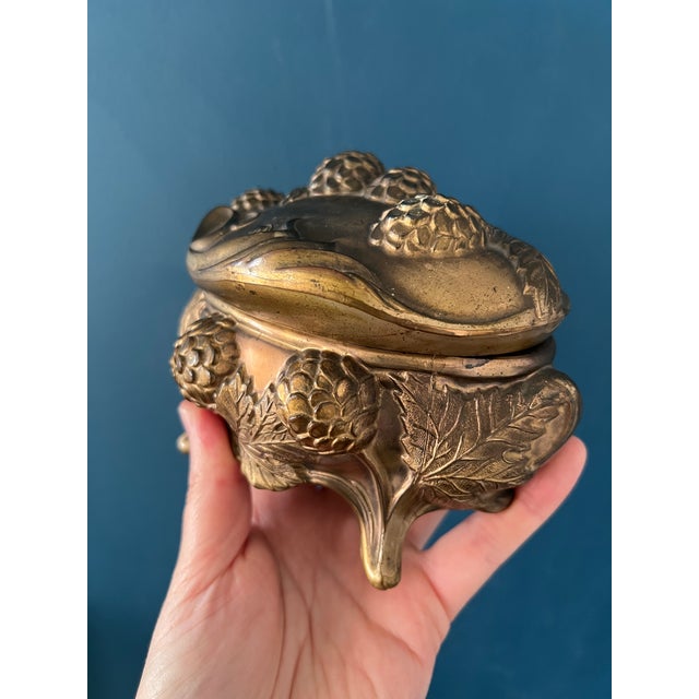 1910s Art Nouveau Ornate Footed Metal Trinket Box For Sale - Image 12 of 18