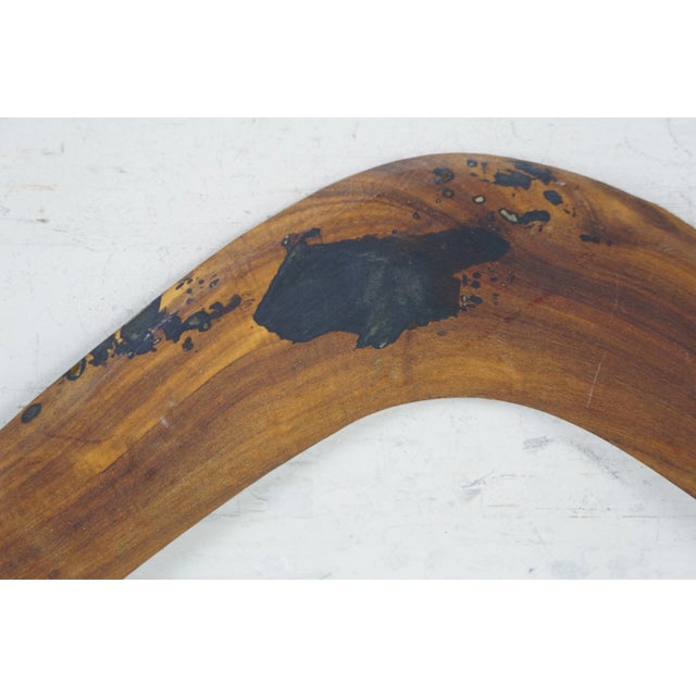 Vintage 1987 Australian Aboriginal Wood Throwing Boomerang For Sale - Image 4 of 9