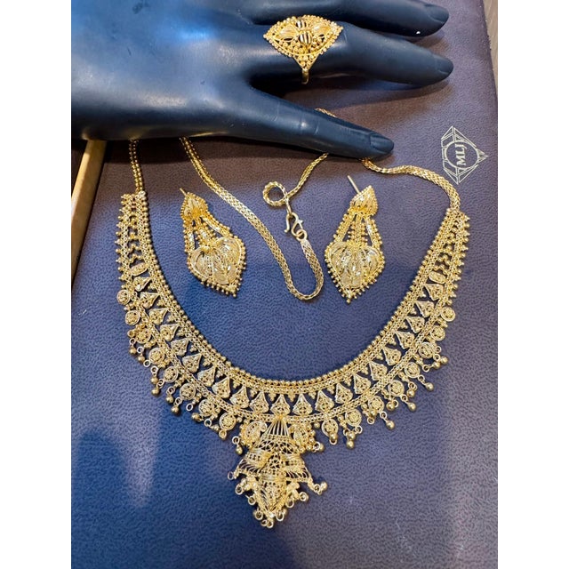 54Gm 22 Karat Gold Necklace, Earring & Ring Suite Bridal Princess Necklace Suite For Sale - Image 10 of 18