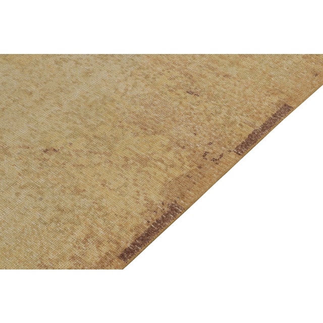 2010s Distressed Style Modern Rug in Gold, Brown Abstract Pattern by Rug & Kilim For Sale - Image 5 of 7
