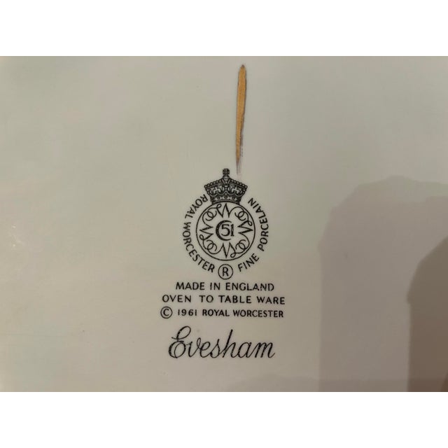 Mid 20th Century Royal Worcester Evesham Vale Covered Oval Casserole For Sale - Image 13 of 13