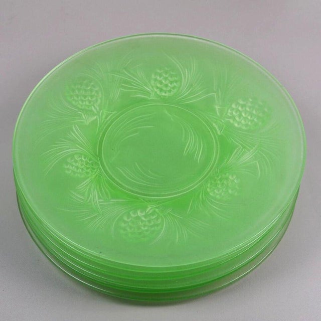 Art Deco Jobling Jade Green Fircone Uranium Glass Plates, 1930s, Set of 6 For Sale - Image 4 of 13