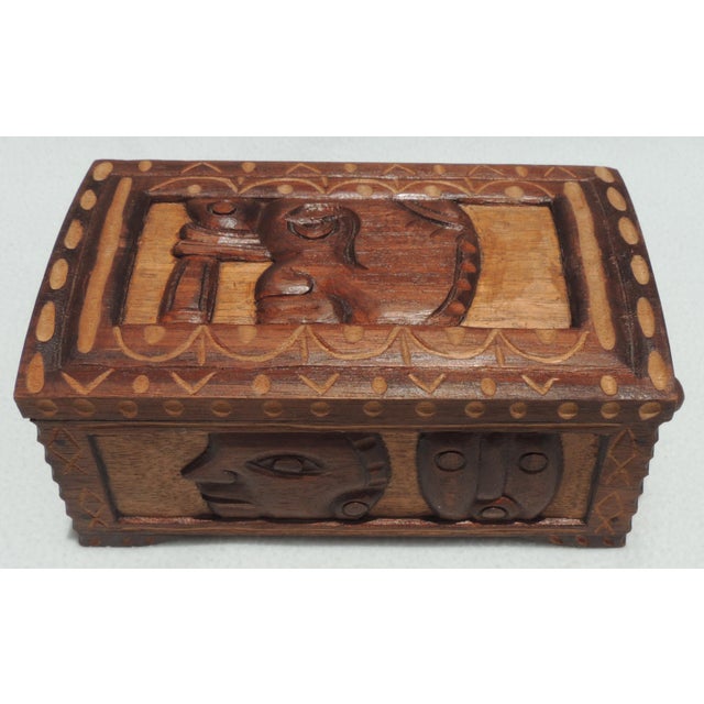 Wonderful vintage mid-century African hand carved figural wood jewelry or dresser box. Just Gorgeous! Circa 1970s. Amazing...