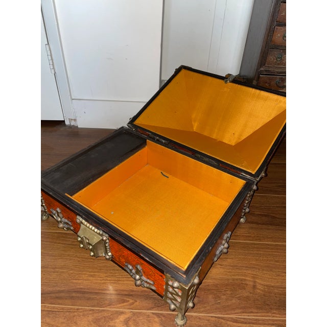Early 20th Century Dowry Chest/ Malabar Box From Kerala, India For Sale In Los Angeles - Image 6 of 11