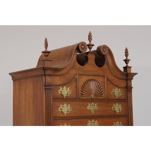 Brown Kittinger Cw-190 Colonial Williamsburg Bombe Chest For Sale - Image 8 of 18