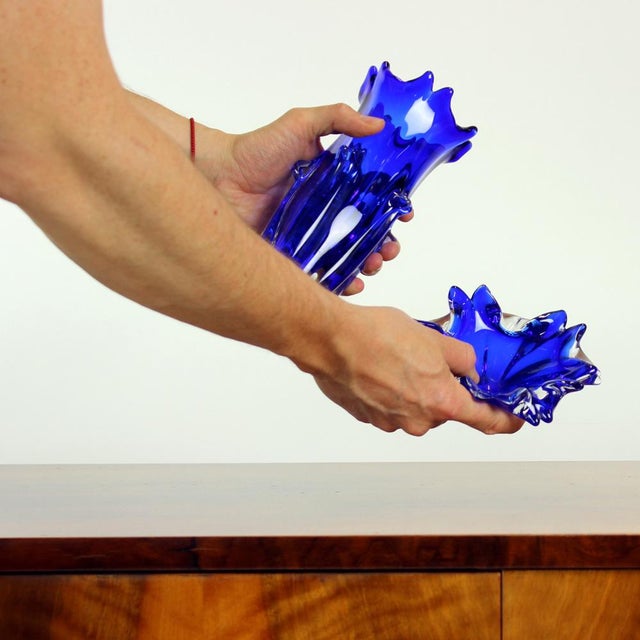 Cobalt Blue Art Glass Set by Jaroslav Taraba for Lednické Rovne, Czechoslovakia, 1960s, Set of 2 For Sale - Image 4 of 11