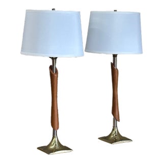 1960s Mid-Century Modern Walnut and Brass Sculptural Lamps After Laurel - Pair For Sale