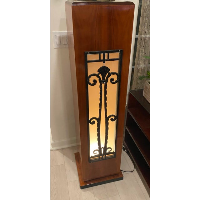 1940s 1940s Art Deco Mahogany Lighted Column, French Rod Iron Frosted Glass and Mahogany Wood Lighted Pedestal For Sale - Image 5 of 12