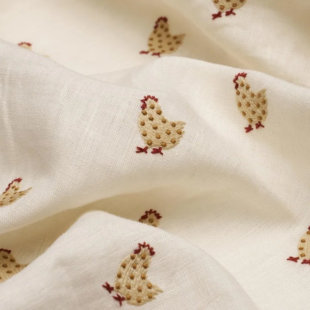 Schumacher SAMPLE - Schumacher Betsy's Chicken Embroidery Fabric In Ivory For Sale - Image 4 of 4