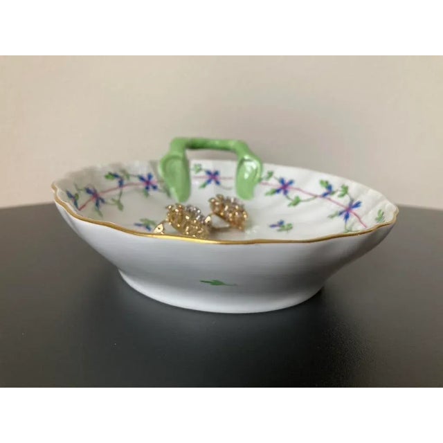 Mid 20th Century Herend Porcelain Jewelry Dish With Handpainted Shell Design For Sale In New York - Image 6 of 18