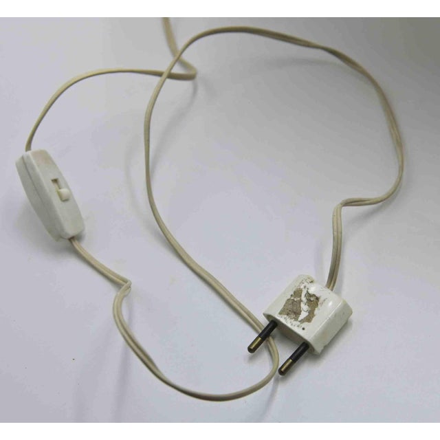 Vintage table lamp in pink glass, Murano, 1970. 28x27x27 cm. Good conditions. Up to 250V (Europe/UK Standard).The wiring...