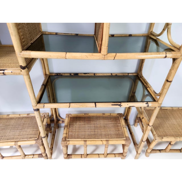 Postmodern Bamboo Bookcase with Smoked Glass Shelves attributed to Vivai Del Sud, Italy, 1970s, Set of 5 For Sale - Image 15 of 18