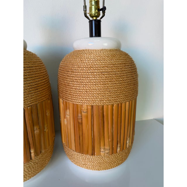 Pair of Vintage Coastal Organic Ceramic Table Lamps With Bamboo and Rope Wrap, 1970s For Sale In Miami - Image 6 of 12