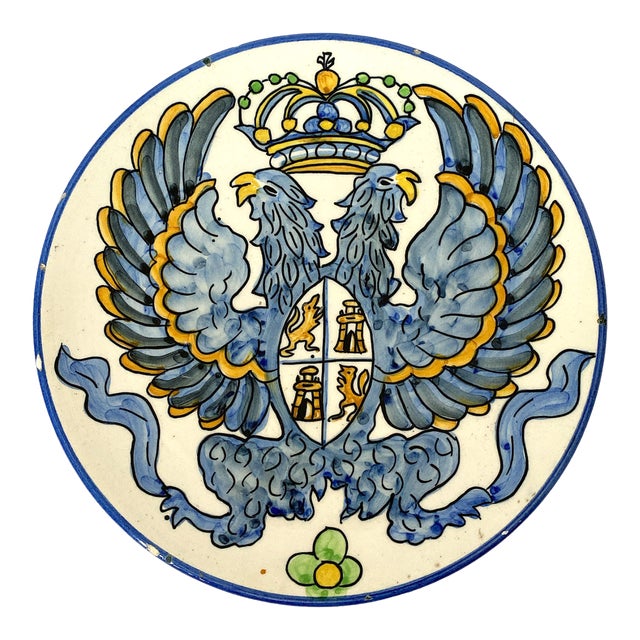 1960s Hand Painted Majolica Crest Blue White Yellow Decorative Wall Plate For Sale