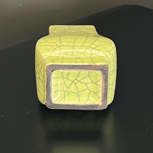 Early 20th Century, Chinese Ge-Kiln Square Neck, Hu-Shaped Vase or Brush Pot For Sale - Image 4 of 12