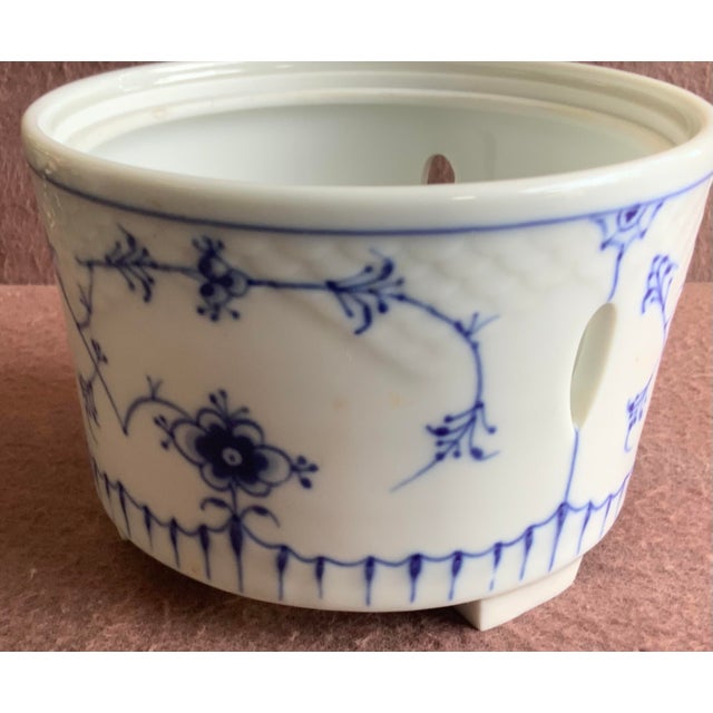 Ceramic 1960s Bing & Grondahl Porcelain Teapot Warmer 397 For Sale - Image 7 of 7