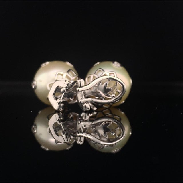 White Diamond South Sea Pearl Earring 14 Karat Certified For Sale - Image 8 of 13