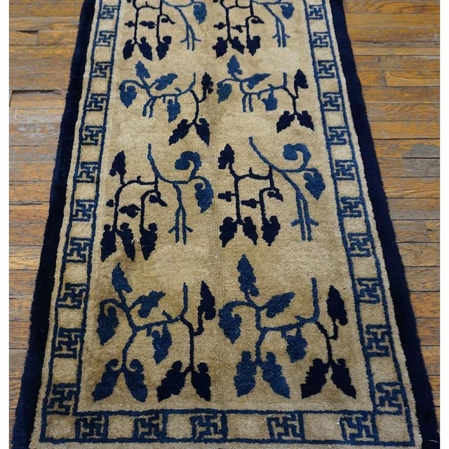 1930s Beige Field Foliate Modern Deco Antique Chinese Peking Rug Hallway Runner For Sale In New York - Image 6 of 10