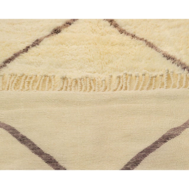 Contemporary Hand-Knotted Wool Rug by Azele Studio For Sale - Image 3 of 9