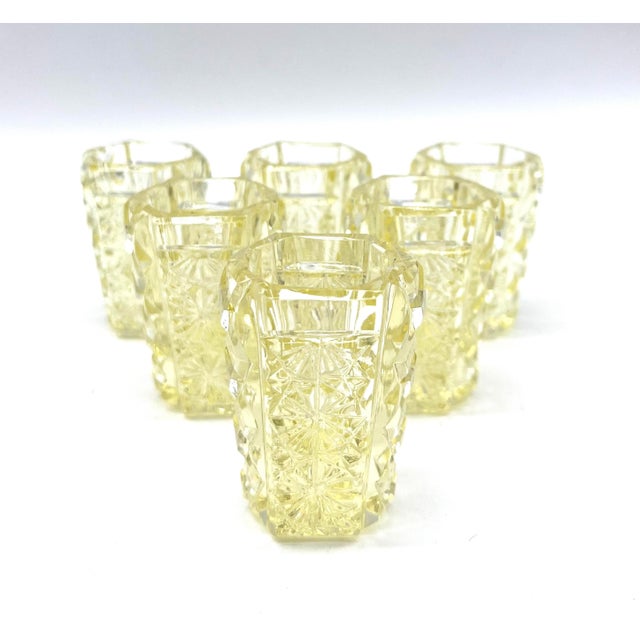 Antique Shot Glasses in Yellow Lead Crystal and Diamond Cut, 1890s, Set of 6 For Sale - Image 3 of 12