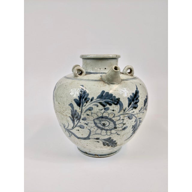 16th Century Blue and White Wine Jar For Sale In San Francisco - Image 6 of 6