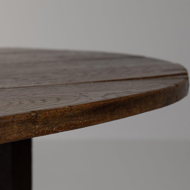 19th Century France Rich Walnut Brown Round Tilt-Top Drop-Leaf Table For Sale In Greensboro - Image 6 of 11
