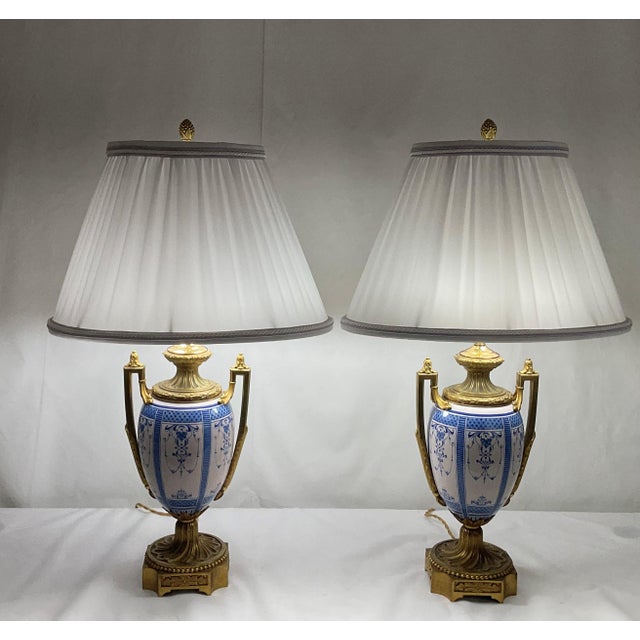 Vintage Gilt Bronze and French Porcelain Lamp Pair With Silk Shades For Sale - Image 4 of 12