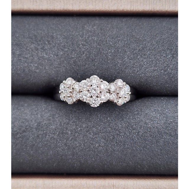 0.97 Ct Diamond Ring Size 6.5 For Sale - Image 4 of 10