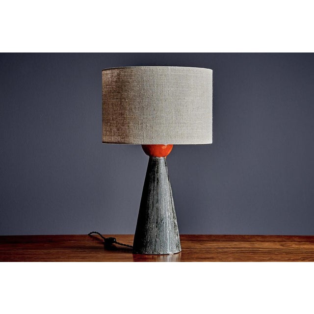 Charcoal Glazed Ceramic Table Lamp attributed to Bitossi, Italy, 1960s For Sale - Image 3 of 9