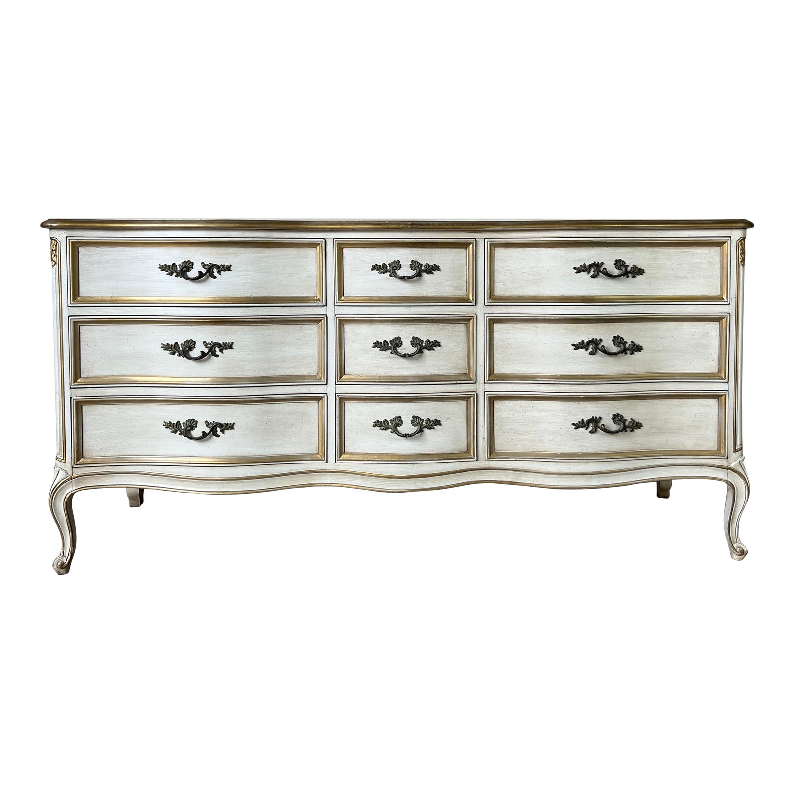 Henredon French Provincial Nine Drawers Dresser | Chairish