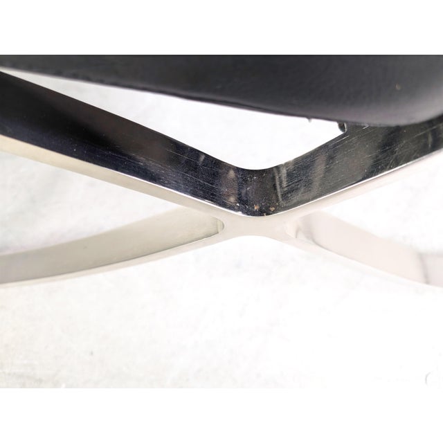 Barcelona Armchair in Black Leather by Mies van der Rohe for Knoll International For Sale - Image 14 of 18