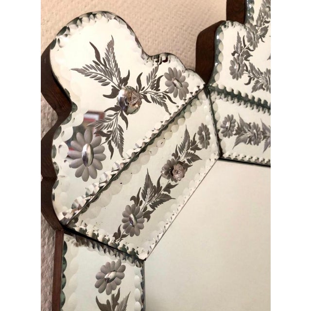 Wood Vintage Venetian Crystal Mirror with Engravings and Beveled Edges, 1920s For Sale - Image 7 of 11